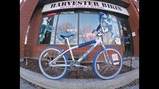 2018 SE So Cal Flyer 24quot Cruiser BMX Unboxing  Harvester Bikes [upl. by Chaiken170]