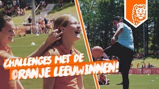 VOETBALCHALLENGES met TOUZANI amp de ORANJELEEUWINNEN [upl. by Kirit]