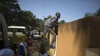 Burkina Faso  6 étrangers liés aux attentats de Ouagadogou arrêtés [upl. by Ennaerb759]