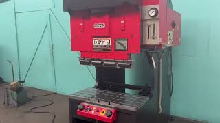 Amada 60 Ton Press Brake SPH60 [upl. by Lucrece]