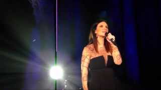 LAURA PAUSINI  TAORMINA  10052014  INVECE NO [upl. by Kendy782]