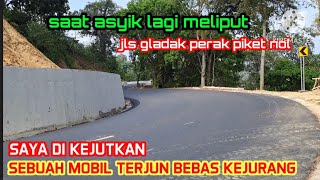 saat lagi asyik meliput‼️jls gladak perak saya dikejutkan sebuah mobil terjun bebas kejurang [upl. by Melisse]