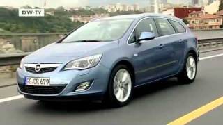 am start Opel Astra Sports Tourer  motor mobil [upl. by Kahle579]