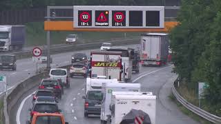 Abfahrtssperren auf A10 in Salzburg in Kraft [upl. by Aicnatsnoc]