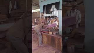 Sawing Dalbergia Latifolia East Indian Rosewood [upl. by Erle467]