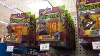 Vintage TMNT figures are back Retro Classic Ninja Turtle action figures [upl. by Aivirt]