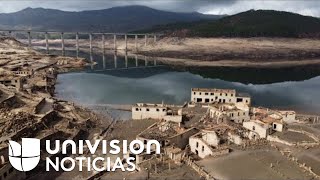 Este pueblo quedó sumergido en el agua y décadas después sale a la luz por la sequía [upl. by Dominga]