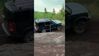 Land Rover Discovery on RTV Trials Course [upl. by Daus359]