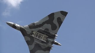 The Howl of Vulcan XH558 TAKE OFF [upl. by Auhsej]