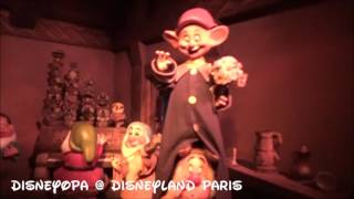 Disneyland Paris Blanche Neige et les Sept Nains onride DisneyOpa [upl. by Sweyn]