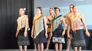 Pokarekare Ana 紐西蘭原住民毛利人的著名情歌 New Zealand Maori famous love song [upl. by Amaras846]