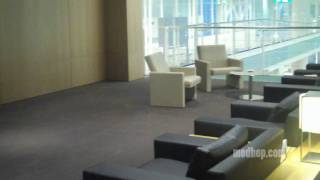 Modhopcom Review  Sala VIP Miro Lounge  Barcelona  Terminal 1 [upl. by Ennadroj]