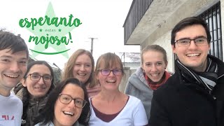 Esperanto estas mojosa − Esperanto is cool [upl. by Cida]