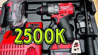 Khoan Pin Milwaukee 18V 290422 Combo Giá Tốt  Hỗ Trợ Góp 2500k Combo [upl. by Sheri]