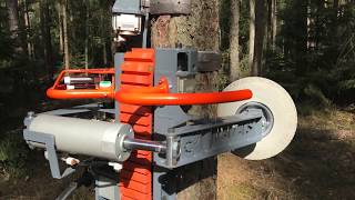 Advaligno delimber delimbing system for living trees  New Tech HD [upl. by Clothilde28]