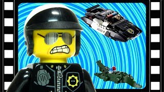 Animated LEGO Movie Bad Cops Pursuit 70802 Flash Speed Build  BrickQueen [upl. by Annaxor]