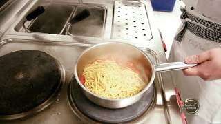 Ricetta degli spaghetti alla chitarra con curcuma cedro pomodorini  Chef Emanuele Lattanzi [upl. by Oicnecserc]