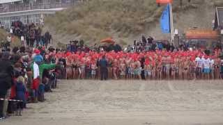 Nieuwjaarsduik Vlieland [upl. by Dorothea843]