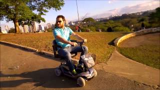 Cadeira de Rodas Motorizada  Scooter Freedom Mirage S [upl. by Enymsaj]