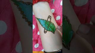 Green leafy 🌿 nd sefty pin mehndi designs ❣️mehndidesighn hennatattoo xyzmehndidesig hennadesign [upl. by Deck]