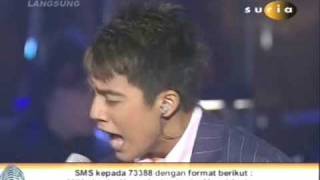 Anugerah 2007  Aliff Aziz  Mungkir Bahagia [upl. by Emmanuel666]