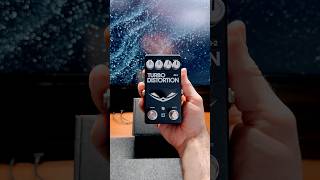 BOSS DS2 TURBO Distortion with onboard remote and a ChaseBliss inspired theme pedalboard fxpedals [upl. by Meean]