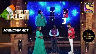 इस Magician के मंत्र पढ़ने से अपने आप जुड़ जाती है लकड़ियाँ  Indias Got Talent Season 8 Magician Act [upl. by Eloisa379]