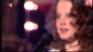 Amira Willighagen sings live Nella Fantasia  may 11 2014 [upl. by Marigold568]