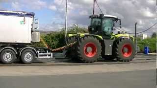 tracteur class GARAGE JAULIN st maixent lécole [upl. by Wilfrid269]