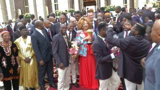 RECEPTION DES LIONS INDOMPTABLES AU PALAIS DE LUNITE mp4 [upl. by Llehsal]