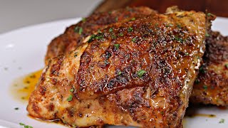 QUICK AND EASY OVEN BAKED CHICKEN THIGHS  The BEST Juicy Baked Chicken Thighs [upl. by Vera494]