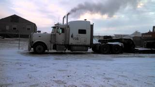 Peterbilt Cold Start [upl. by Arjan]