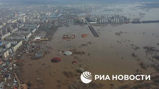 Water levels rise in flooded Russian city of Orenburg  AFP [upl. by Navak138]