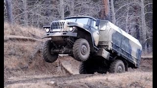 Russian Truck Drivers in Extreme Condition 2014 NEW  Siberian Off Road [upl. by Concha]