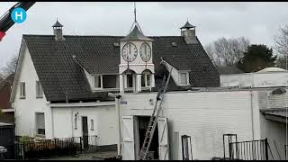 Stiphout moet het even zonder carillon doen  Helmond [upl. by Lleruj94]