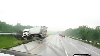 Semi Truck Jackknifes To Save The Lives Of The Others [upl. by Barron]