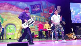 The Wiggles 18 Show Sydney  Elephant Tame Impala Cover 23042022 [upl. by Avitzur]