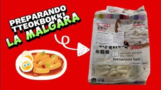 PREPARANDO TTEOKBOKKI al Estilo Ecuatoriano streetfoodecuador koreanstreetfood tteokbokki fyp [upl. by Akirdnwahs]