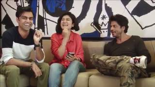 SRK Live Chat on FB with team TheViralFever Nidhi Bisht amp Jitendra Kumar 29012017 [upl. by Artie]