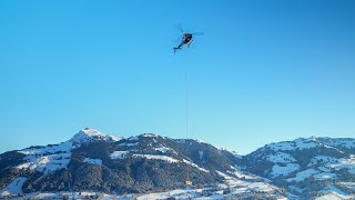 Luftige Mission beim HahnenkammRennen 2024 [upl. by Pantin444]