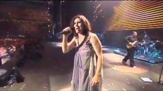 Elisa ft Gianna Nannini  Gli Ostacoli Del Cuore Live at San Siro Traducción en Español [upl. by Opalina]