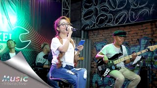 Lusiana Malala  Dada Sayang Official Music Video Yowes dada sayang dewe wes ra dadi siji [upl. by Nellda]