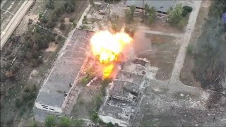 IN A VIOLENT EXPLOSION UKRAINIAN AIRSTRIKE BLOW UP RUSSIAN FIELD HEADQUARTERS  2024 [upl. by Aram646]