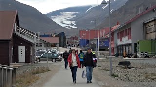 Longyearbyen Svalbard [upl. by Nnayrb]