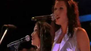 Hilary Duff  Wake Up Live at the Gibson Amphitheatre [upl. by Brod]