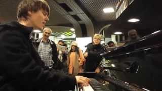 Awesome Piano Improvisation in Train Station Brussels [upl. by Laamaj]