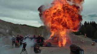 Autoexplosionen  Die Pyrotechnikerschule [upl. by Dominick]