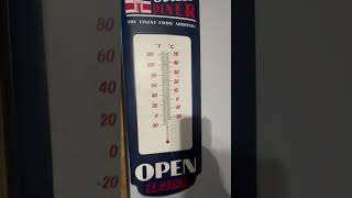 How to Heat an Office in 10 minutes Mr Heater 45000 BTU Heater Review [upl. by Riada67]