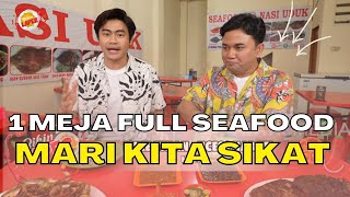 1 Meja Full Seafood Mari Kita Sikat  BIKIN LAPER 21122 P1 [upl. by Telrats478]