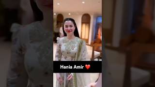 Hania Amir The Queen of Dance Moments [upl. by Lathe]